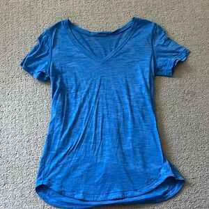 Lululemon T-Shirt